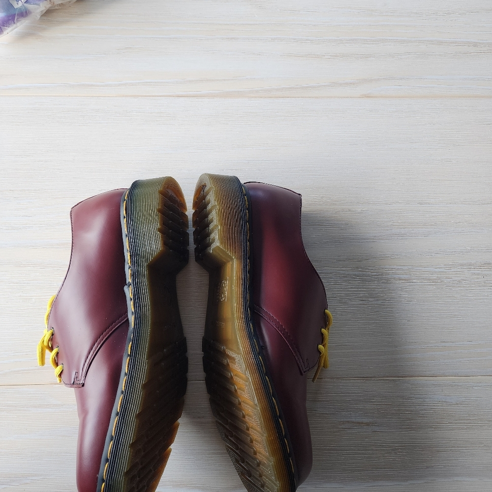Dr Martens 1461 SMOOTH LEATHER OXFORD SHOES US9 Cherry Red. Unisex. - Picture 2 of 16
